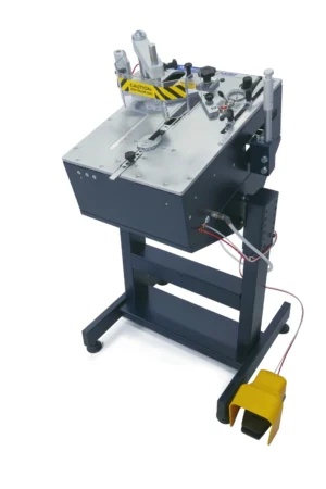 Assembleuse semi-automatique/pneumatique U400 Alfamacchine