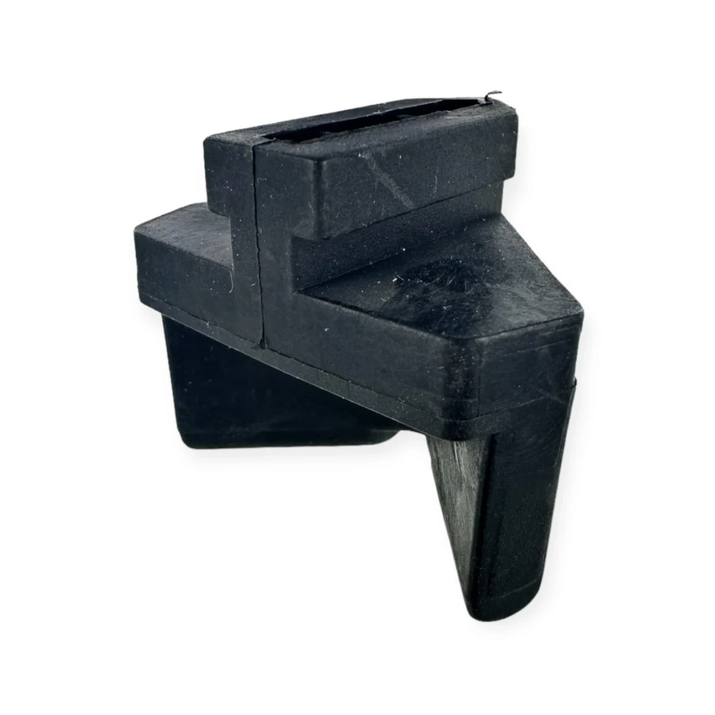 Z1866 Triangle noir inverse Dur Cassese